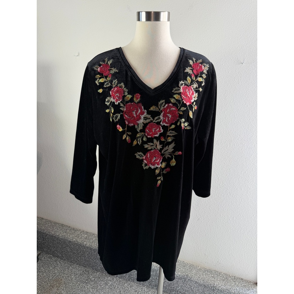 Catherines Womens Plus 18/20W Black Velvet Floral Embroidered V Neck Tunic Top